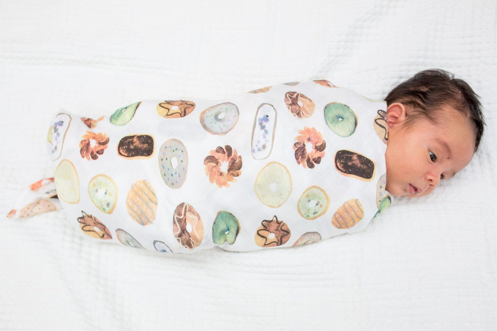 Muslin Bamboo Swaddle – Donuts